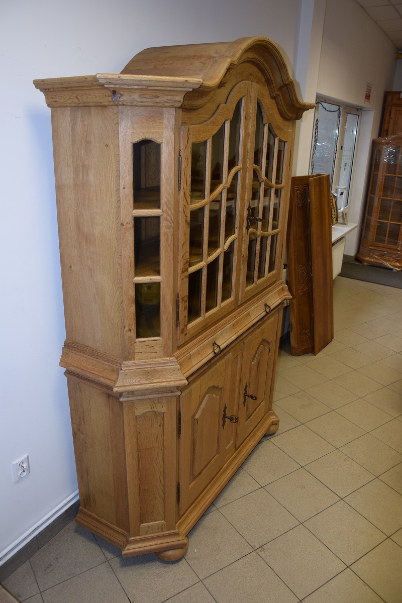 kredens w całości z litego dębu - jak nowy