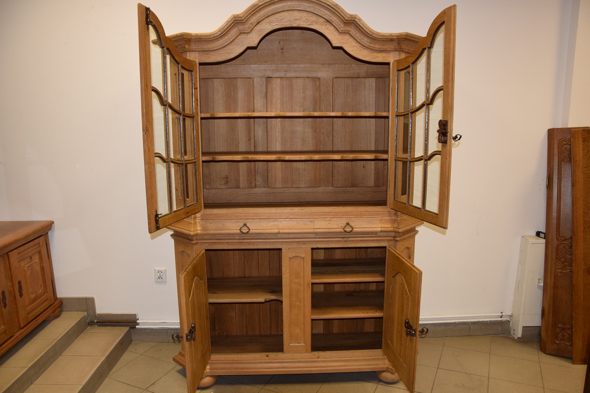 kredens w całości z litego dębu - jak nowy