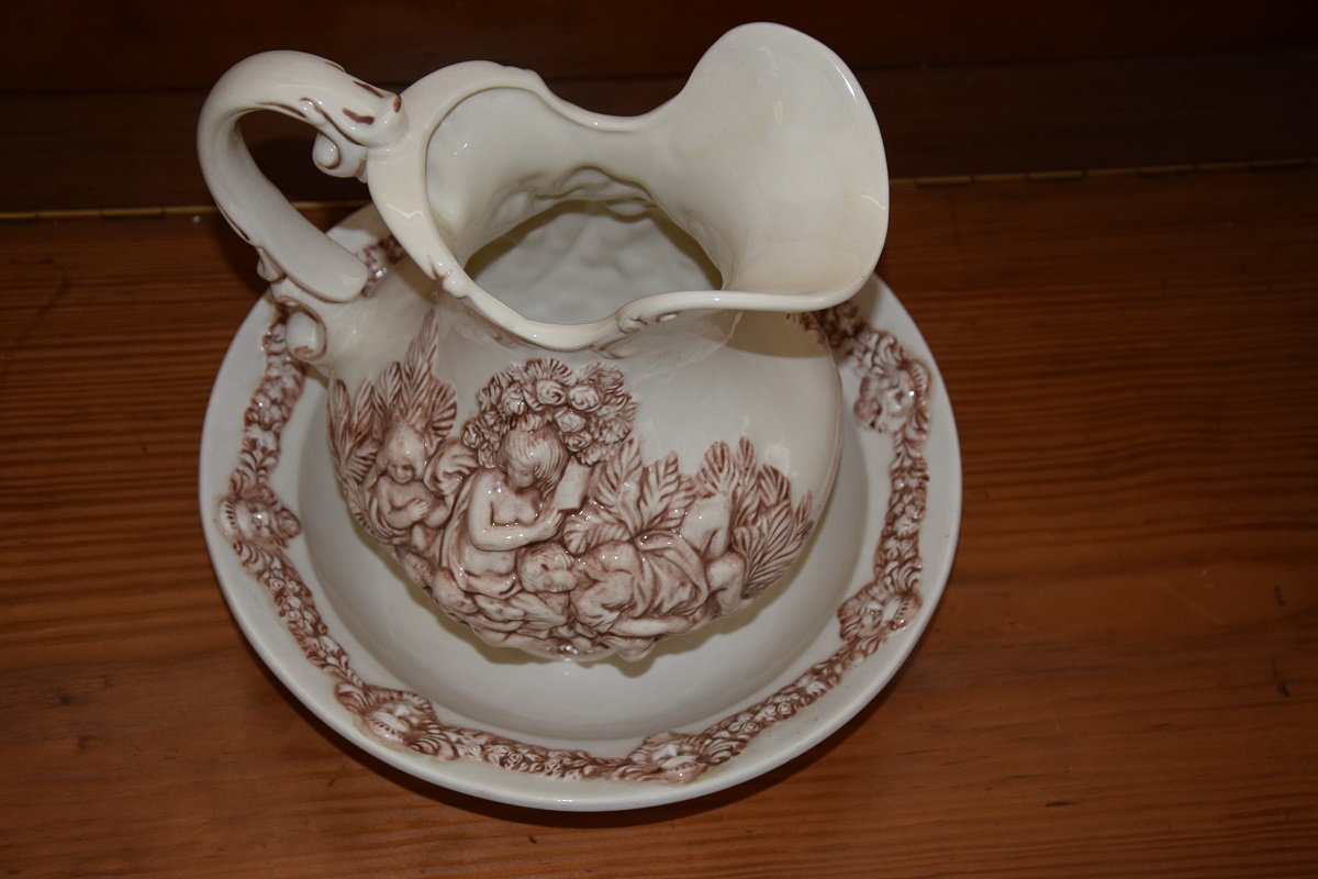 ceramiczny dzban z misą - jak nowy