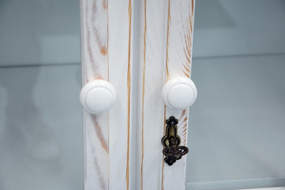 witryna sosnowa - jak nowa