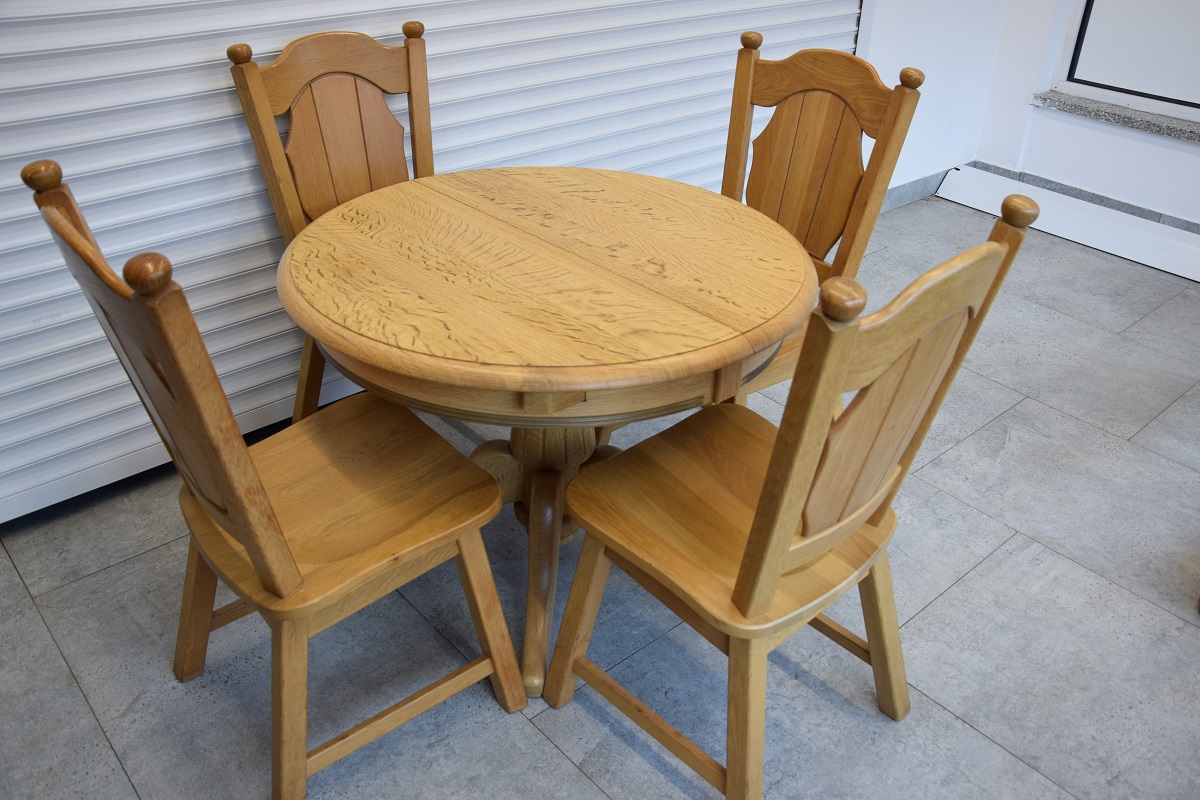 stół rozkładany i 4 krzesła - komplet z drewna dębowego - jak nowy