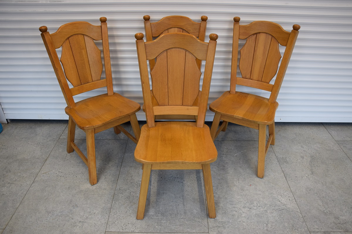 stół rozkładany i 4 krzesła - komplet z drewna dębowego - jak nowy