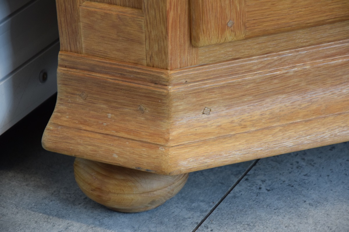 witryna narożna z drewna dębowego - jak nowa