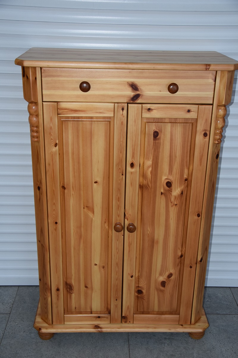 komoda z drewna sosnowego - jak nowa