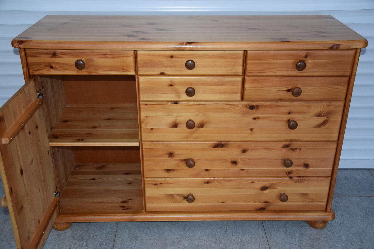 komoda z drewna sosnowego - jak nowa