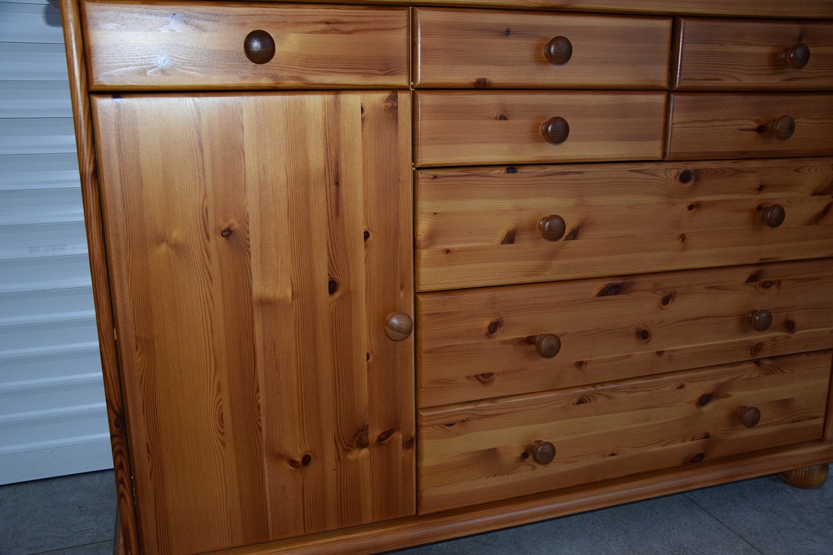 komoda z drewna sosnowego - jak nowa