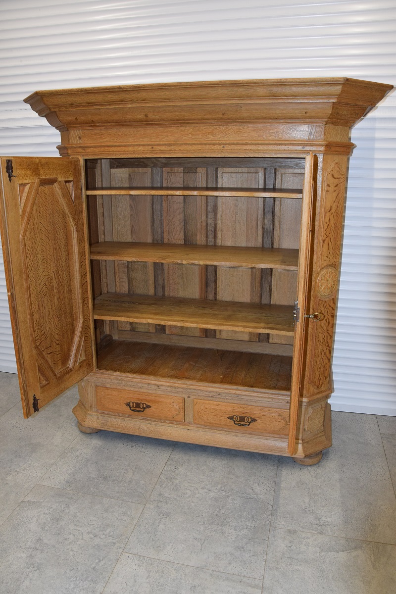 bieliźniarka z drewna dębowego - jak nowa