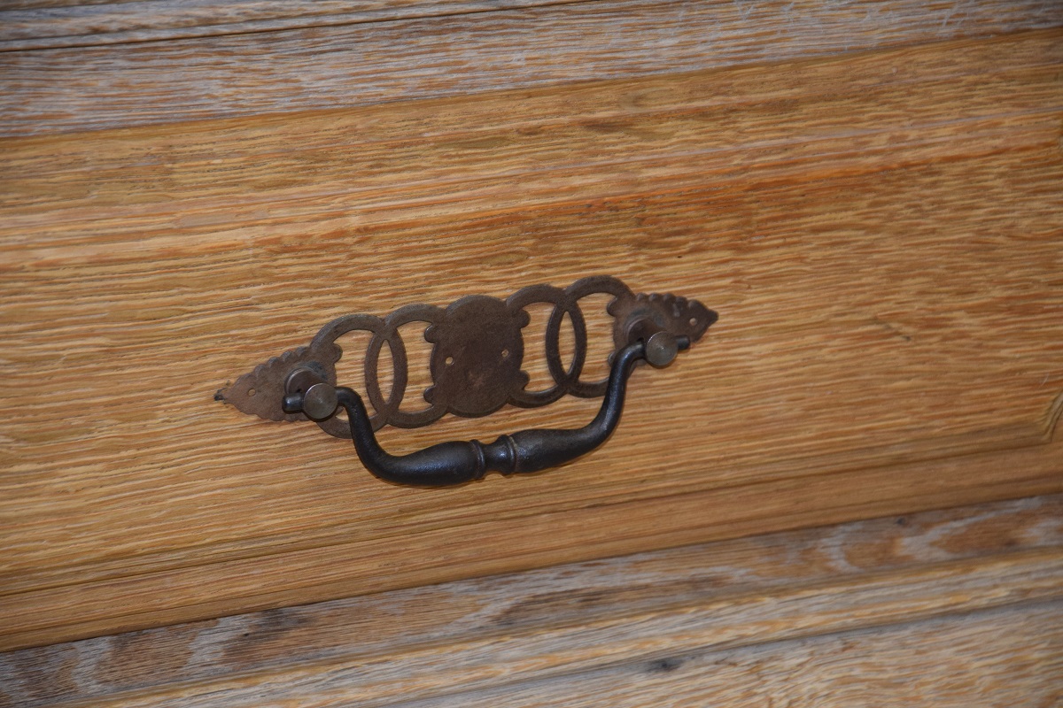 bieliźniarka z drewna dębowego - jak nowa