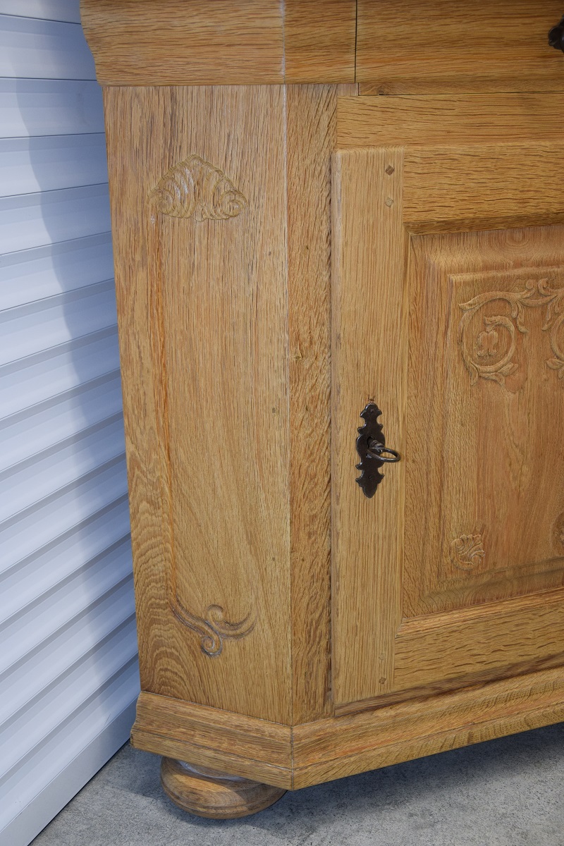 witryna narożna z drewna dębowego - jak nowa