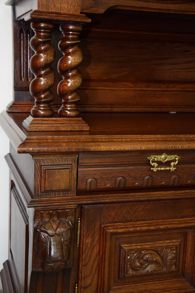 kredens dębowy - meble gdańskie - stan idealny jak nowy