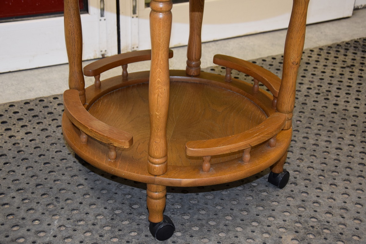 barek - stolik dębowy na kółkach - super stan