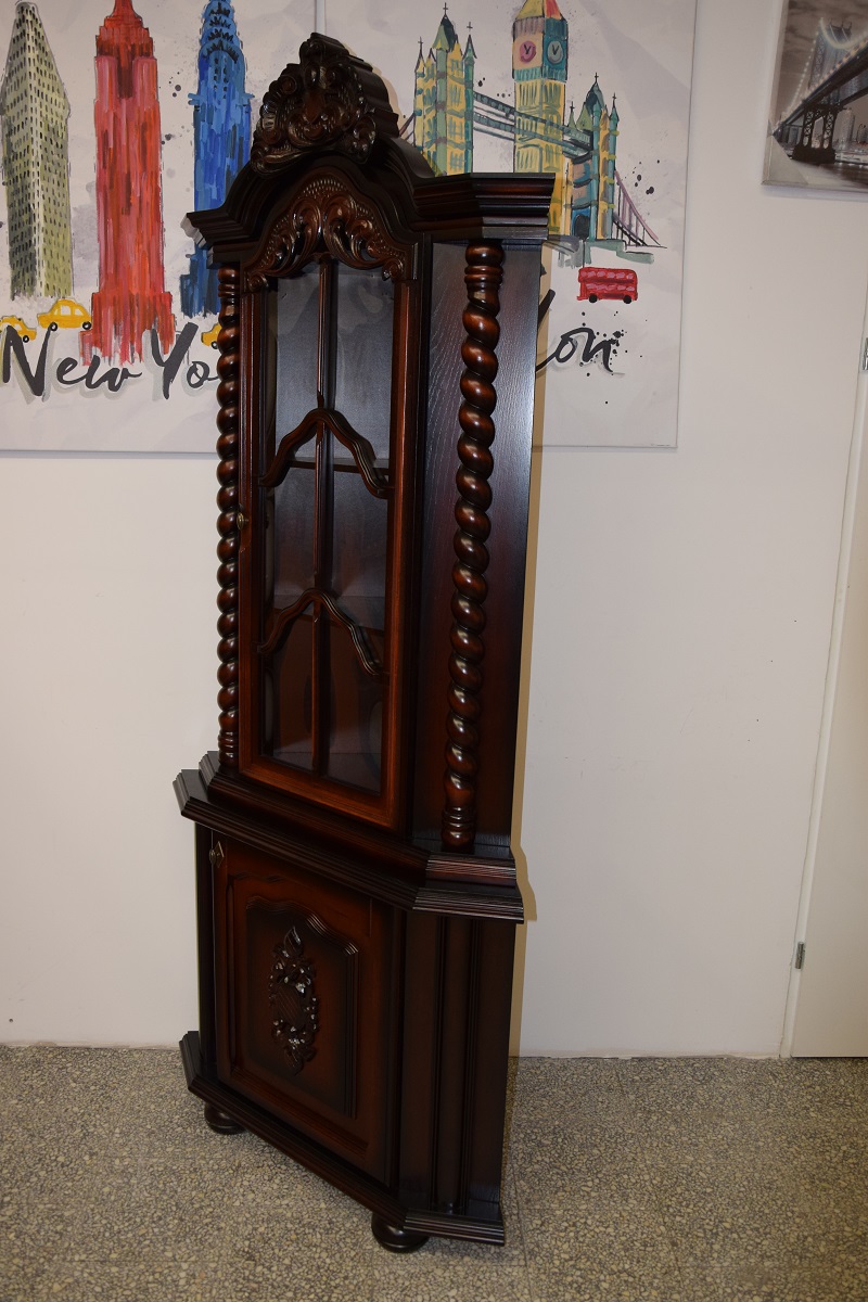 witryna narożna - jak nowa